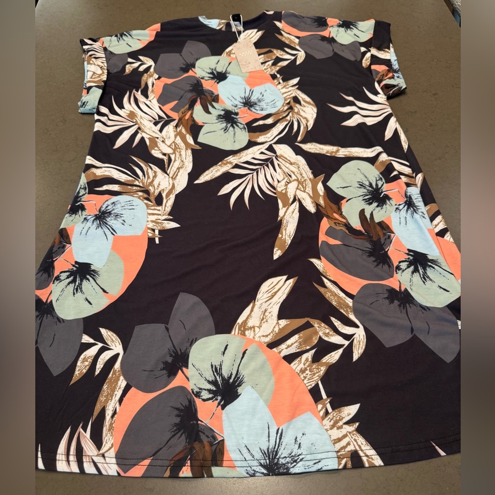 NWT EMERY ROSE Casual Minimalist Floral Print Plus Size Women Short Sleeve Dress - Picture 4 of 11